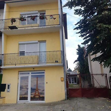 Apartman Novi Sad - Apartment Novi Sad Sremska Kamenica Экстерьер фото