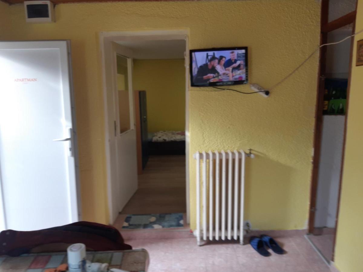 Apartman Novi Sad - Apartment Novi Sad Sremska Kamenica Экстерьер фото